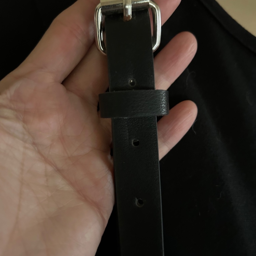 Oblong Shop - Vegan Belted Harness Adjustable S-M - Picture 3 of 6